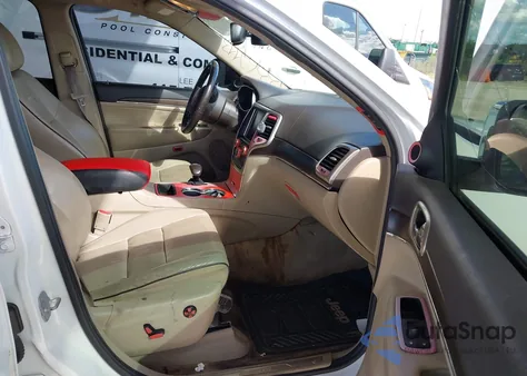 2014 Jeep Grand Cherokee Overland z USA, uszkodzony, nr VIN 1C4RJECT2EC329957